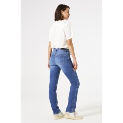 GARCIA CELIA STRAIGHT MEDIUM USED