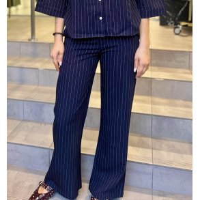 CONTINUE ROBERTA PINSTRIPE PANT NAVY