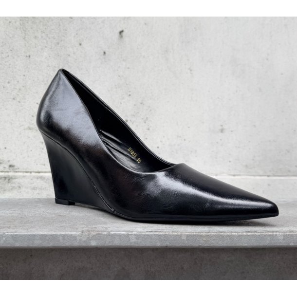 NOVA STINNA WEDGE BLACK