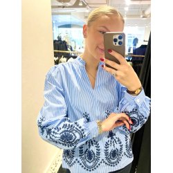 B.YOUNG BYXFAUSTA VNECK BLOUSE BLUE 