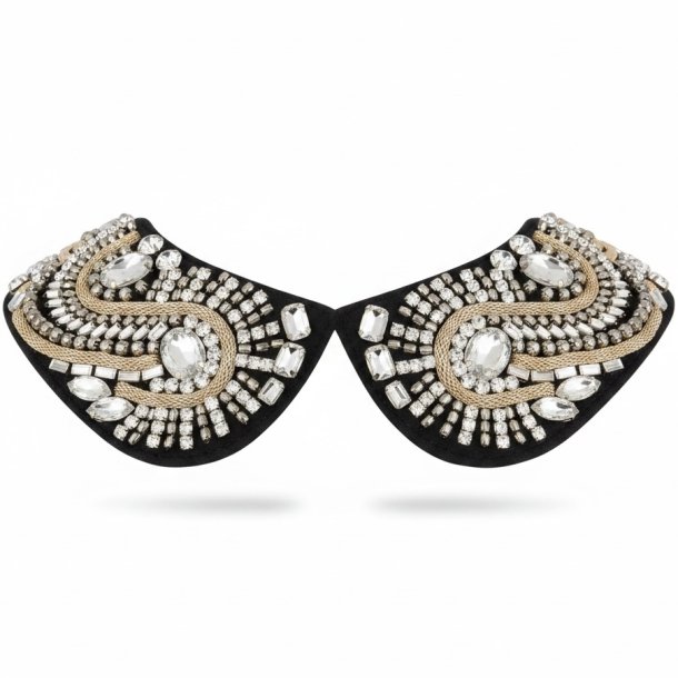 ISAKO COLLAR BLACK