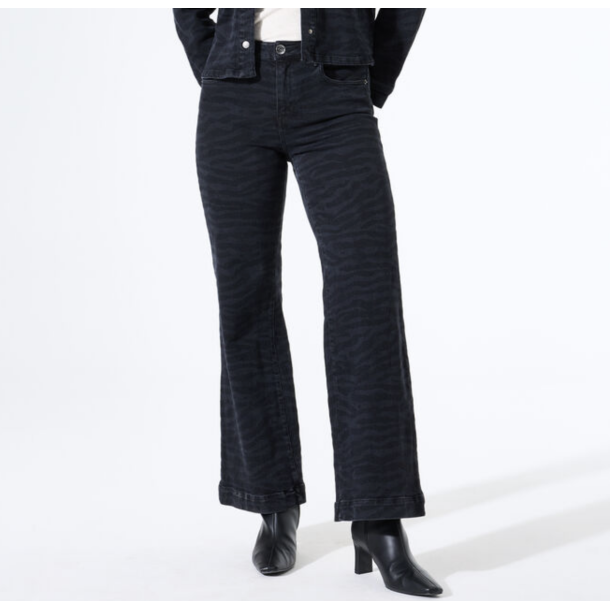 GARCIA CELIA WIDE FIT ZEBRA