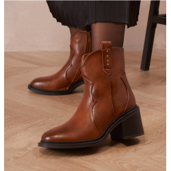 KARLA STVLETTE CAMEL