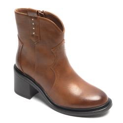 KARLA STVLETTE CAMEL