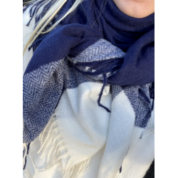 CONCEPT NIKITA SCARF NAVY/WHITE
