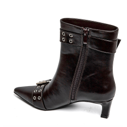 CONCEPT PETRA STVLETTE BROWN