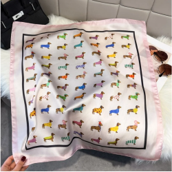 ISAKO DACHSHUND SCARF ROSA