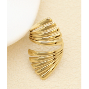 TR�S BEAU LUX FAN RING