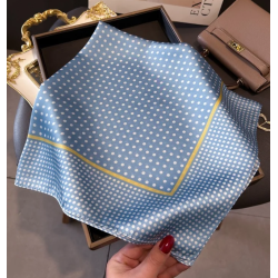 ISAKO DOT SCARF LYSEBL�/HVID