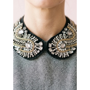 ISAKO COLLAR BLACK