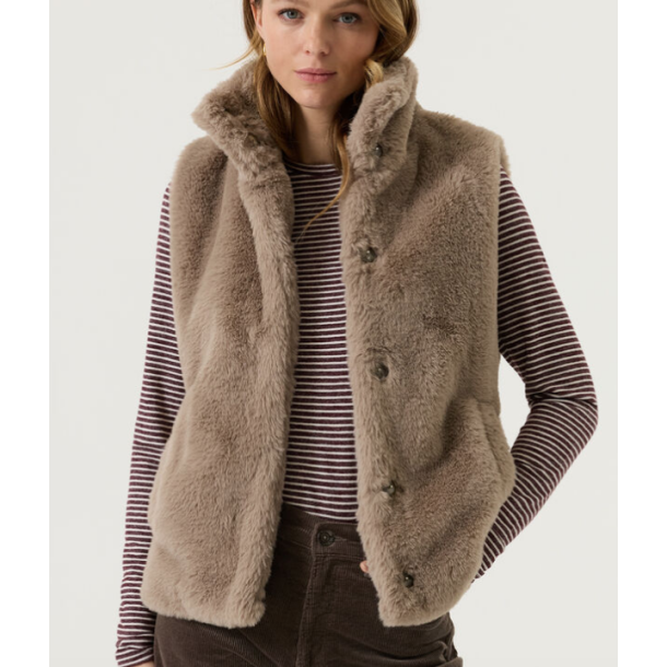 GARCIA FAUX FUR VEST FEATHER GREY