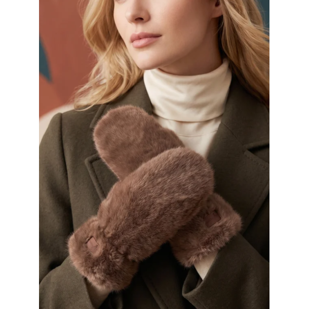 ISAKO FAUX FUR CELICA GLOVES TAUPE