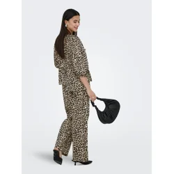 FOR�RS-FORNEMMELSER BUKS